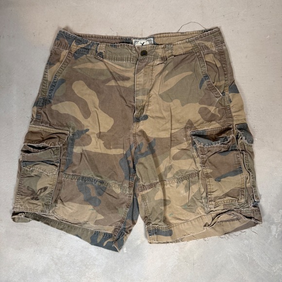 American Eagle Outfitters Other - American Eagle Outfitters Mens 36 Camo Cargo Shorts AE3 Ripstop Distressed Y2K